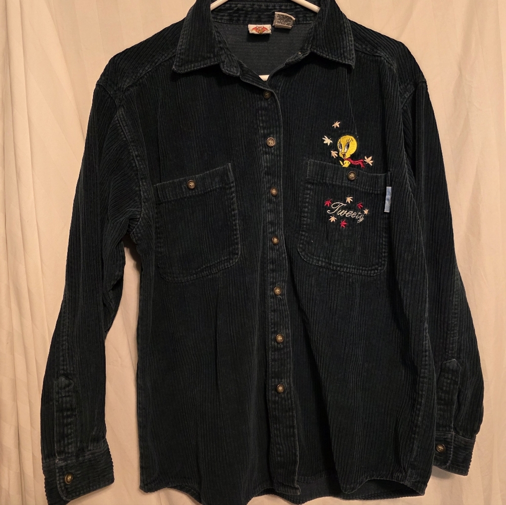 Looney Tunes Shirt Size M. Vintage Tweety Bird Hunter Green Corduroy Button-Up